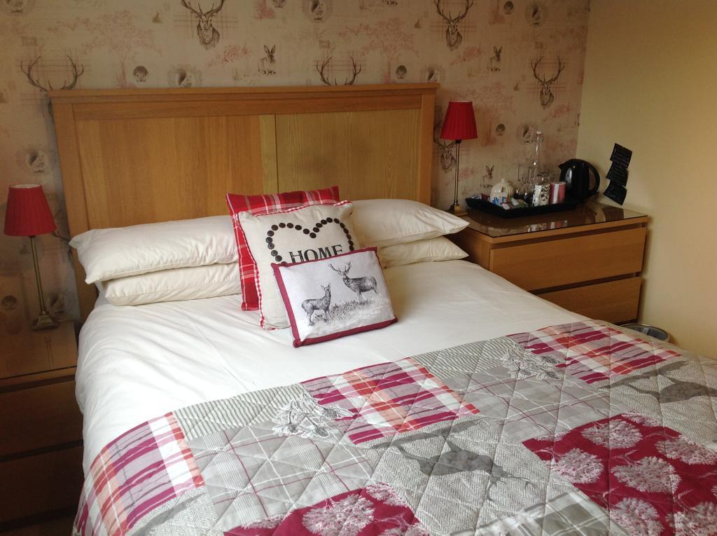 Dunroamin Bed And Breakfast Aviemore Exteriér fotografie