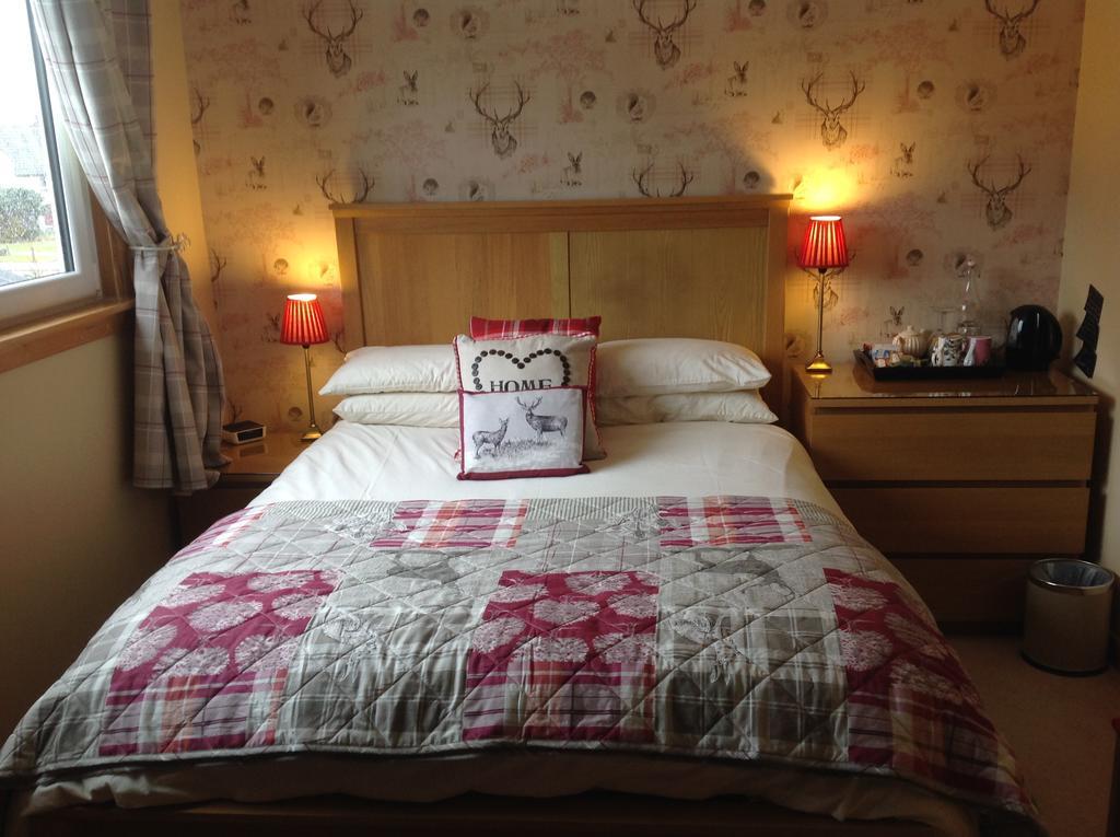 Dunroamin Bed And Breakfast Aviemore Exteriér fotografie