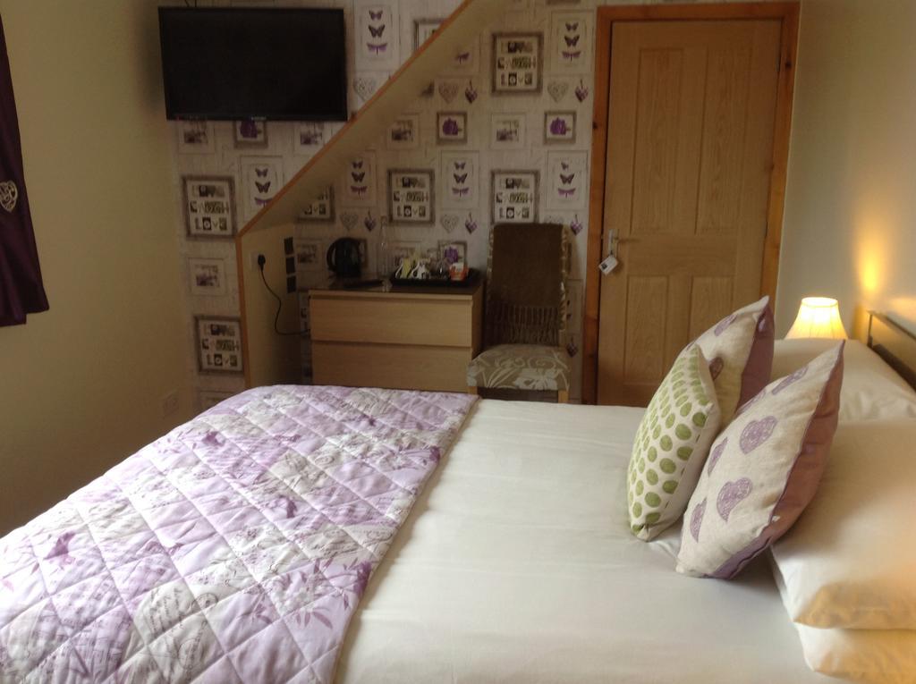 Dunroamin Bed And Breakfast Aviemore Exteriér fotografie
